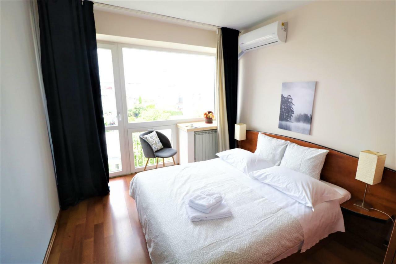 Eva Twin Apartments ブカレスト エクステリア 写真
